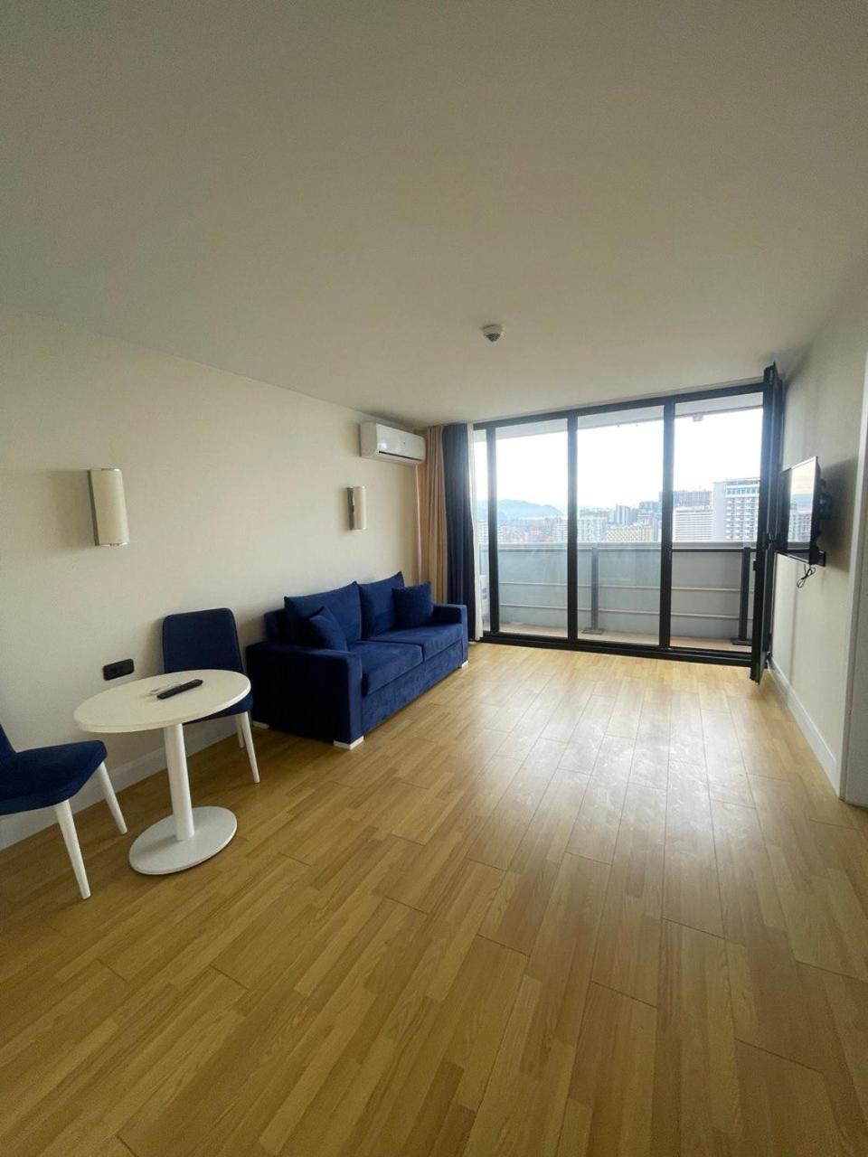 Orbi City Panorama Towers Hotel บาทูมิ ภายนอก รูปภาพ