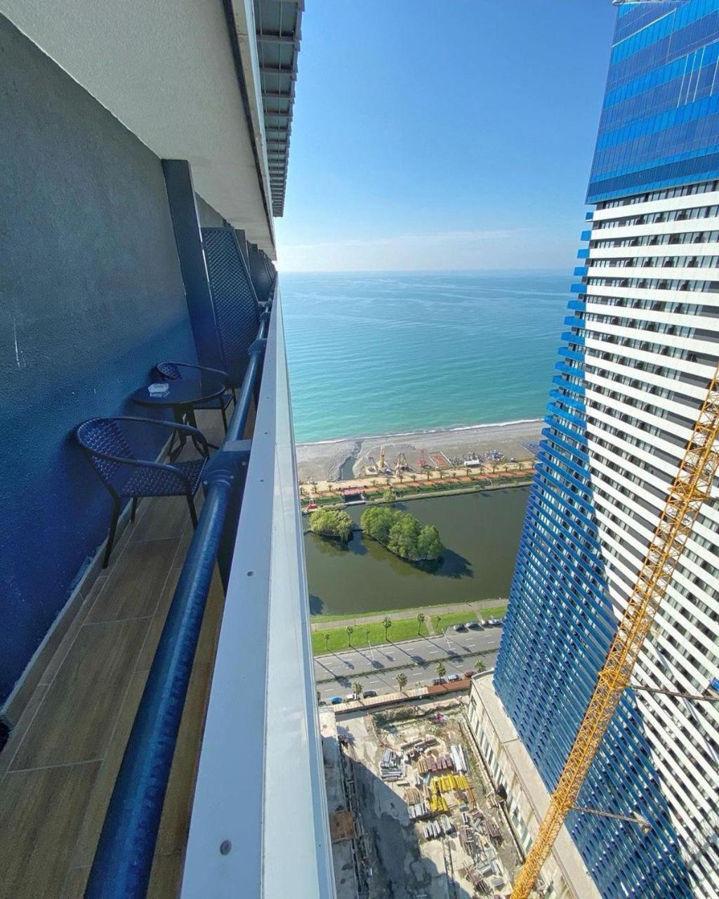 Orbi City Panorama Towers Hotel บาทูมิ ภายนอก รูปภาพ