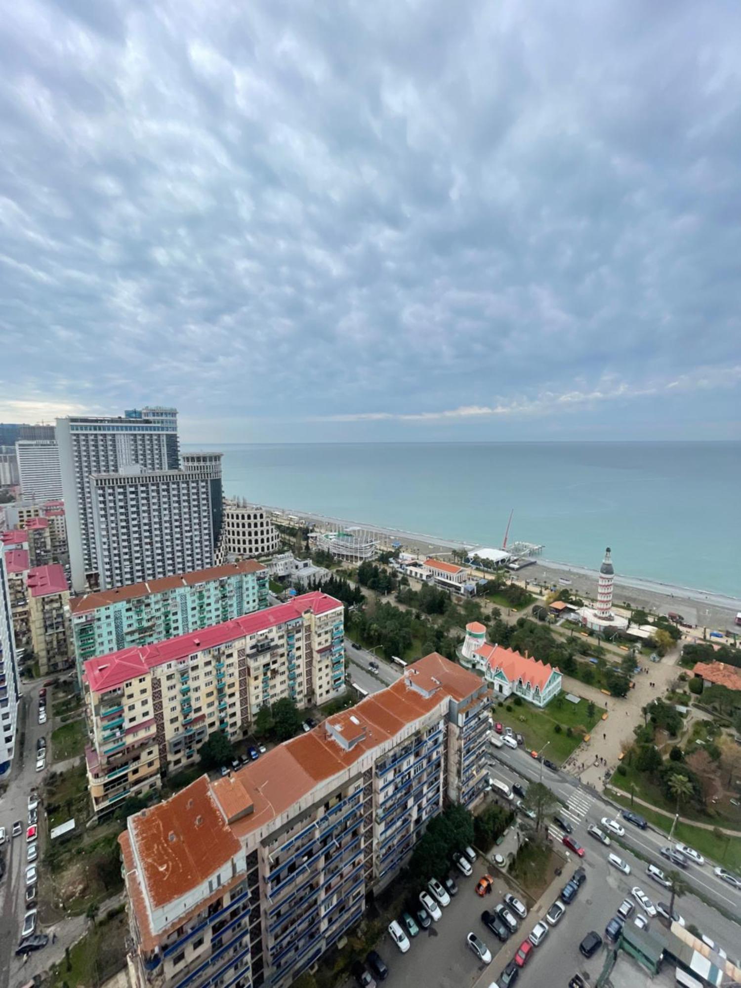 Orbi City Panorama Towers Hotel บาทูมิ ภายนอก รูปภาพ